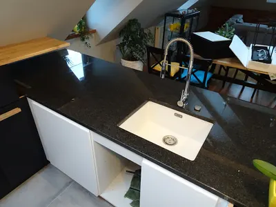 Strehlau Roman. Zakład usług kamieniarskich. Nagrobki, schody